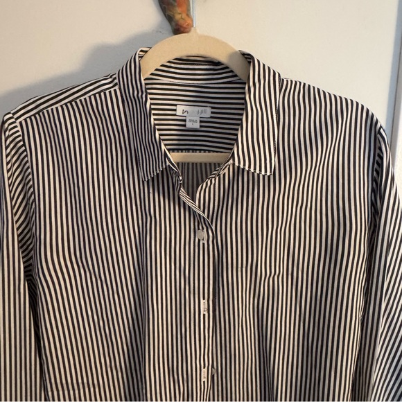 J. Jill Black and White Striped Button Down Longline Shirt - Picture 5 of 5